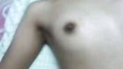 Eine stolze Frau demütigt ihren Ehemann, indem sie sie zwingt, das Sperma ihres Geliebten von ihrer betrügerischen Muschi zu xhamster reife sehen und zu lecken.