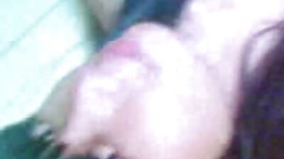 Prostituierte in Tomsk schießen nur auf Küsse: Sie verlangen kein Geld, sie ficken ohne reife tube Kondom