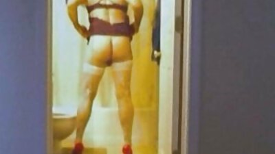 Russische Männer entführten ein langhaariges Mädchen und brachten sie zum xhamster reife Gruppendampfsex in die Sauna