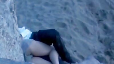 Ein Glatzkopf reife frauen sex video schiebt eine rote Schlampe in alle Ritzen